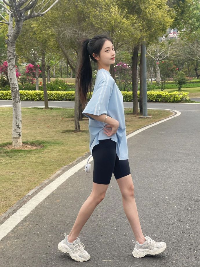 觉醒年代 封面